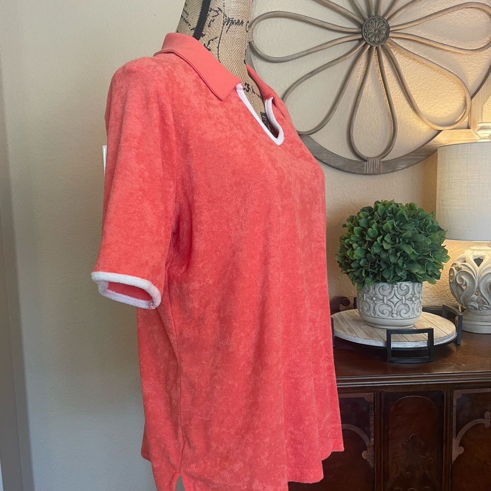 New D & Co. Beach Coral Orange French Terry Top - Picture 6 of 11